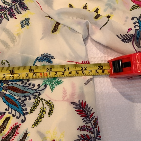 Talbots petit paisley/floral print long sleeves v neck blouse - Picture 8 of 10